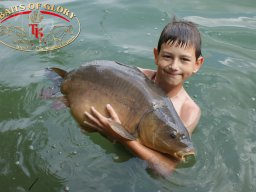 luki mit dem spiegler im wasser